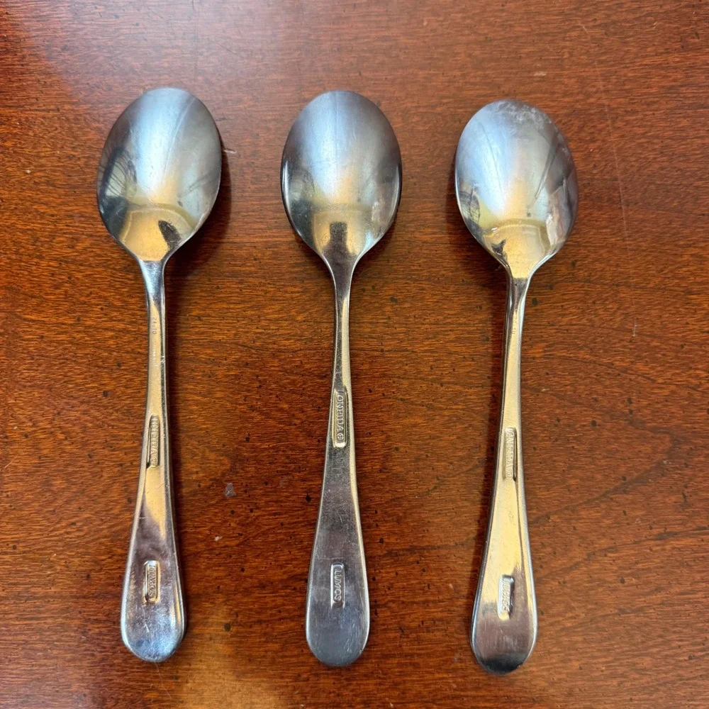 Oneida Lumos Stainless Steel Teaspoons Set of 3 Modern Minimalist 6 Inch